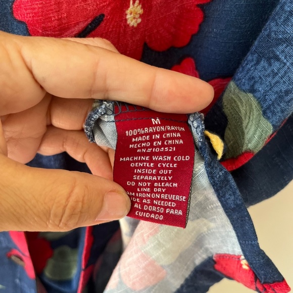 Caribbean Joe Sz M Hawaiian Shirt Blue Red Floral Aloha Button Up Short Sleeve - Picture 7 of 7